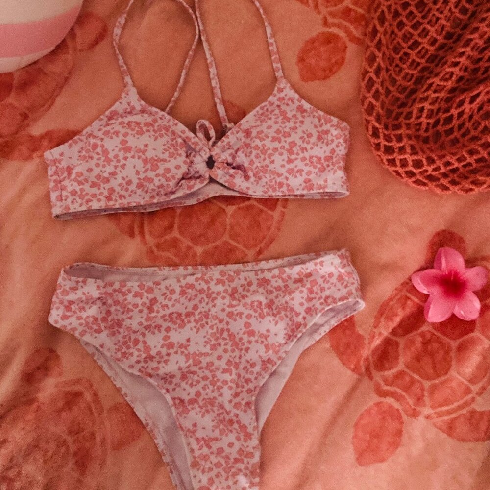 👙✨🌺 Floral Two Piece Bathing Suit 🌺✨👙
